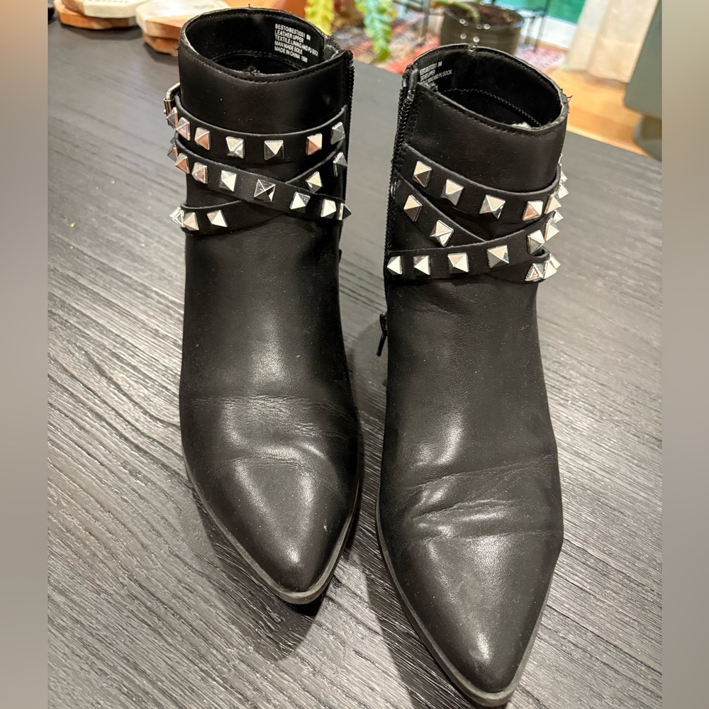 Steve Madden Besto Black Studded Ankle Boots